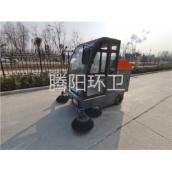 為什么選擇電動(dòng)掃地車？