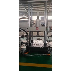 三勤測試 電液伺服動(dòng)靜試驗(yàn)機(jī)