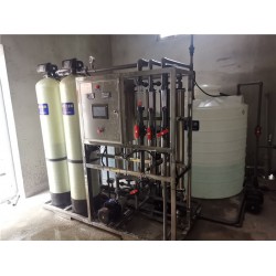 1.5噸純水設(shè)備 旭能反滲透設(shè)備 工業(yè)用水涂裝電鍍用水